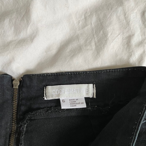 ❌SOLD Urban Outfitters Cheeky Shorts 6 - Picture 4 of 4